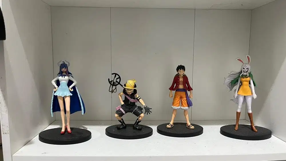 Figure One Piece
