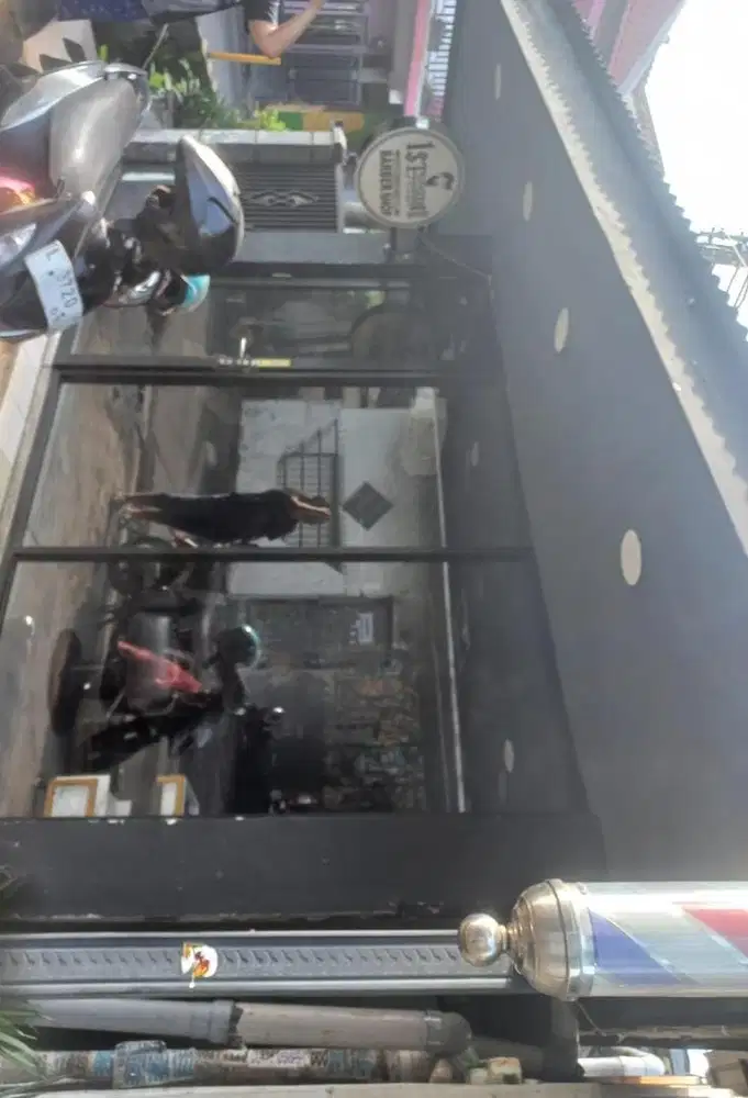 Over kontrak usaha baber seisinya