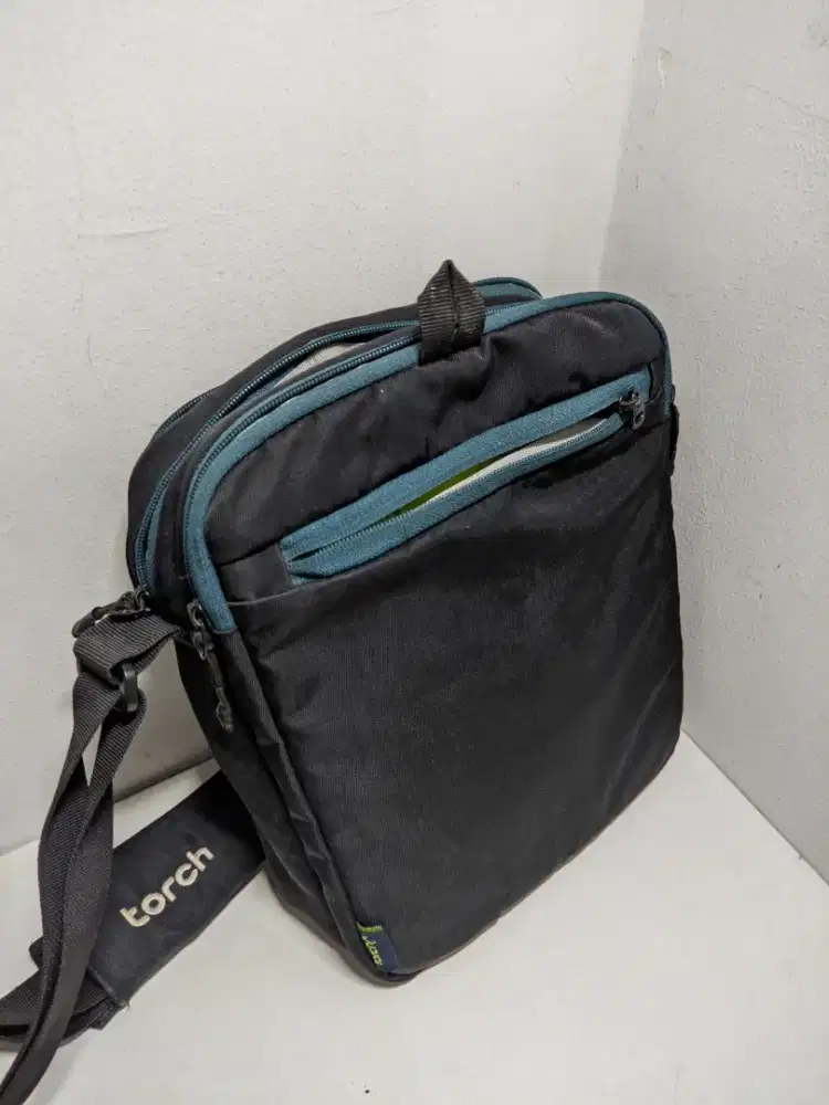 Tas Torch selendang