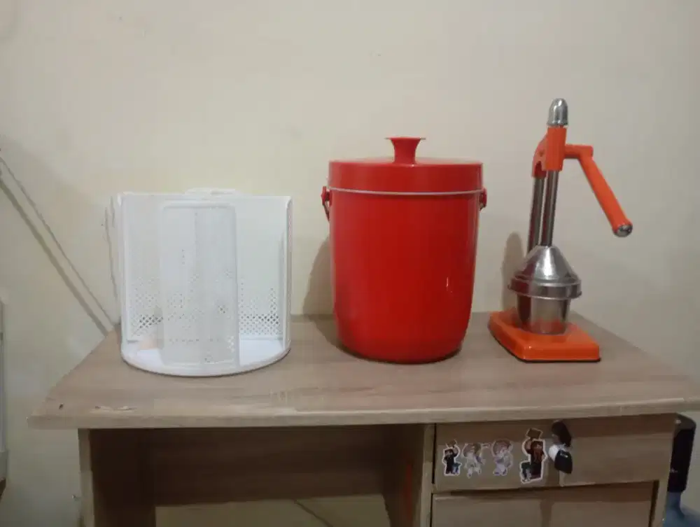 Perlengkapan jualan minuman