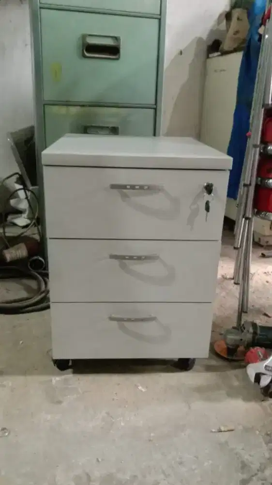 Laci Sorong 3 Laci Bekas Laci Meja Kantor 3 Susun