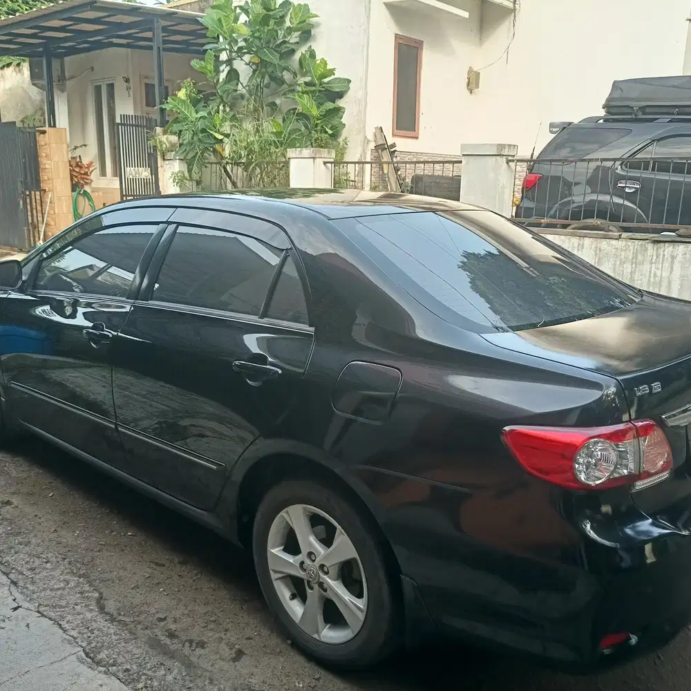 Toyota Corolla Altis 2011 Bensin