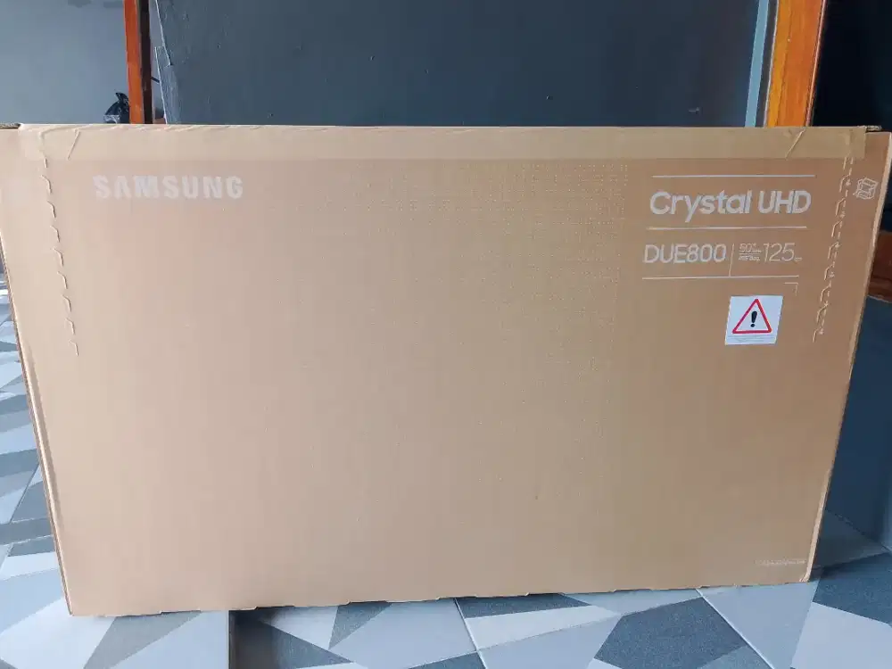 Samsung smart tv 50 inch 50DUE800 airslim solarcell