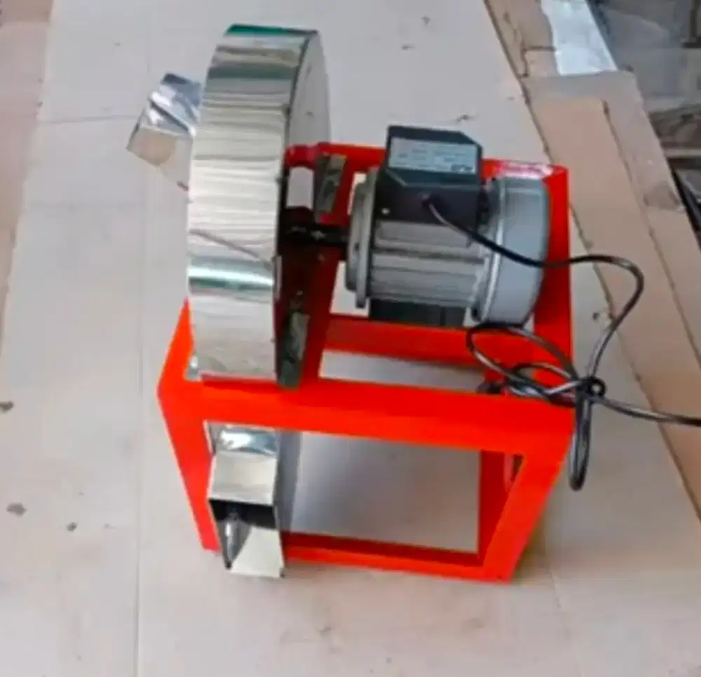 Mesin pemotong daun2nan