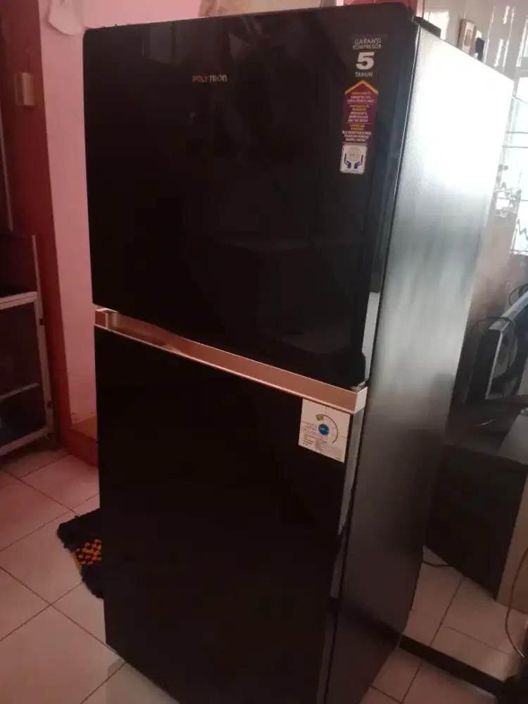 Dijual Kulkas Polytron 2 Pintu PRW 23 MNX Belleza