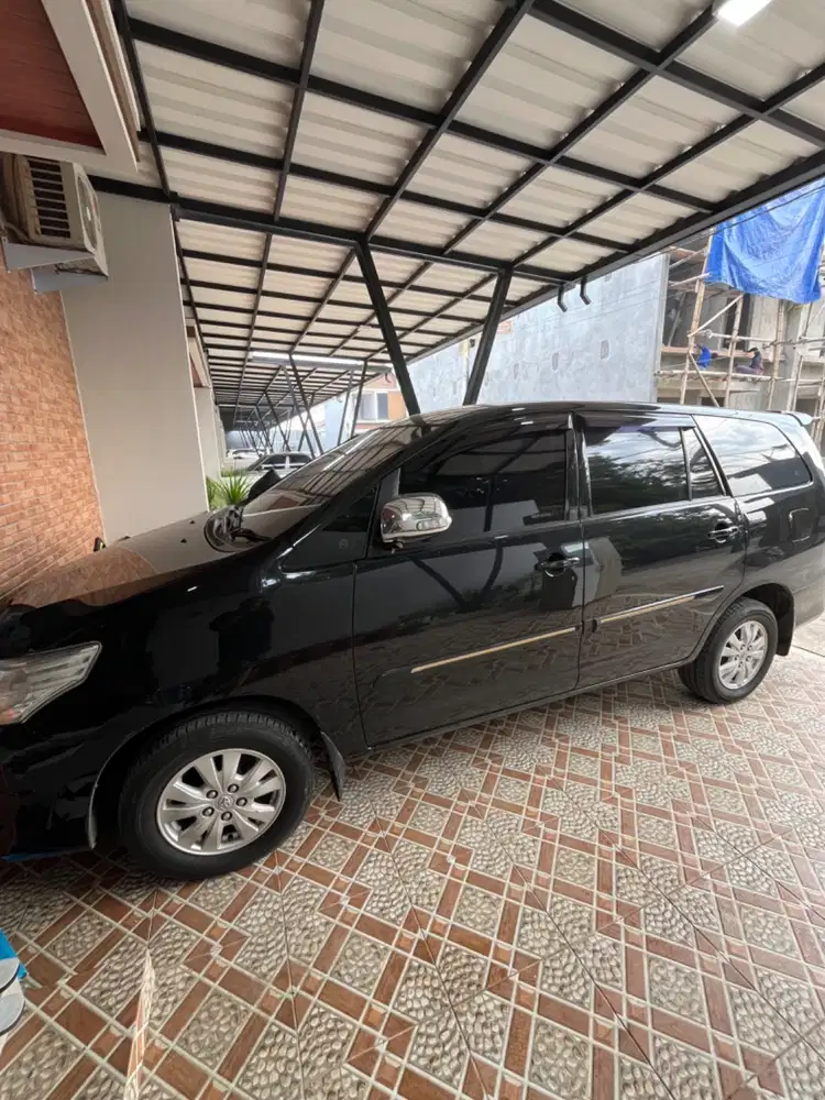 Innova 2011 kondisi sangat bagus