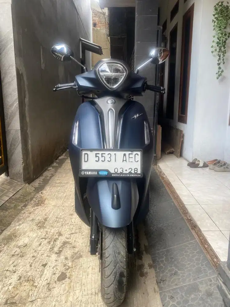 YAMAHA GRAND FILANO LUX NAVY 125 2023