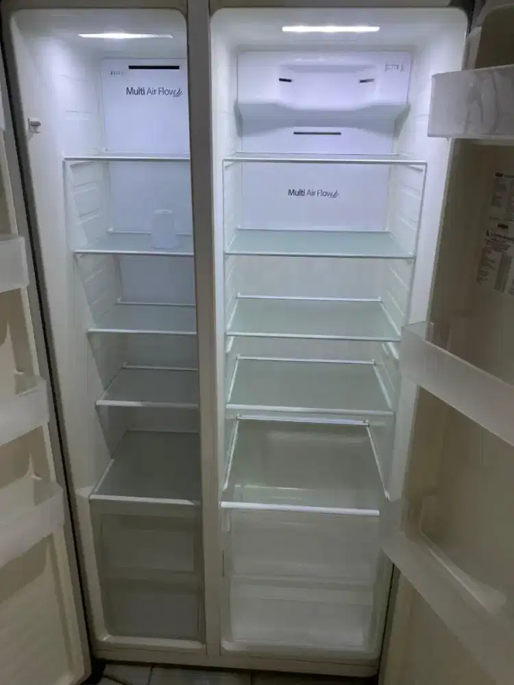 Jual bu kulkas 2 pintu side bye side normal no kendala merk GEA