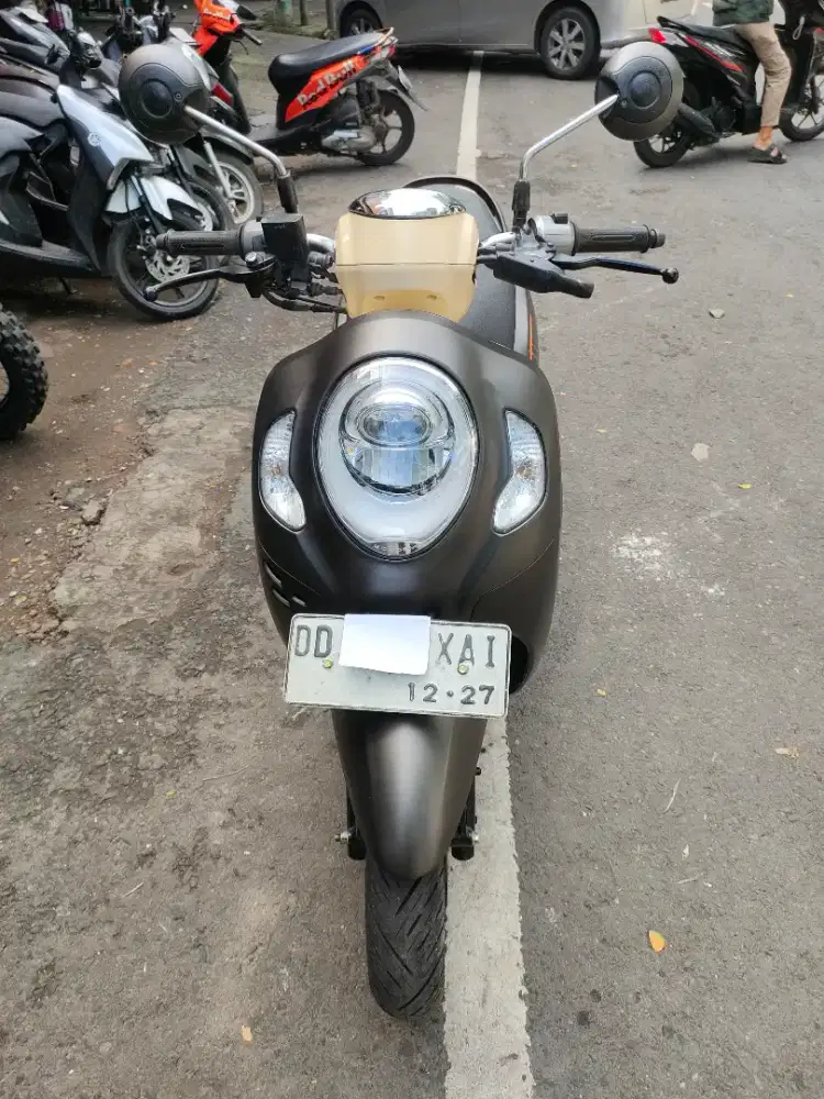 Honda Scoopy 110cc 2022 Cokelat krem