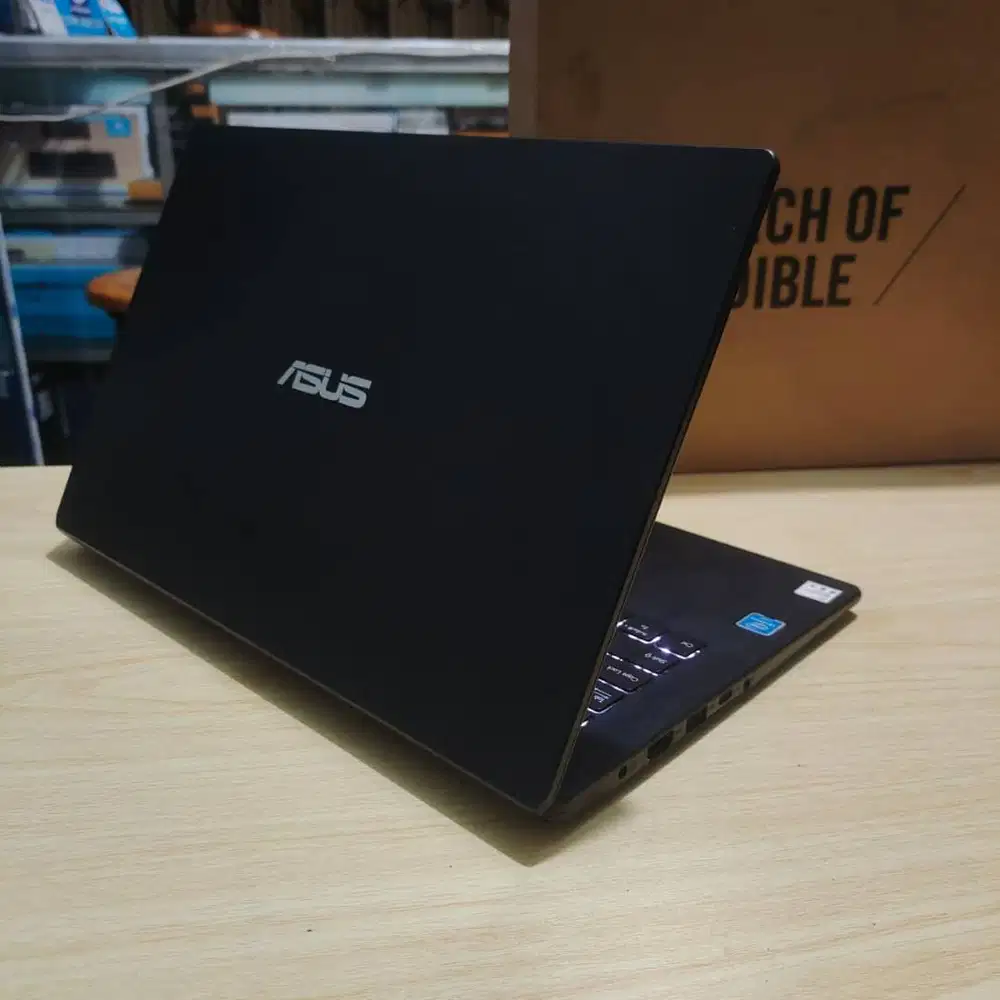 Laptop Asus Vivobook E410MA SSD 256GB NVME Mulus Fulset Dusbook