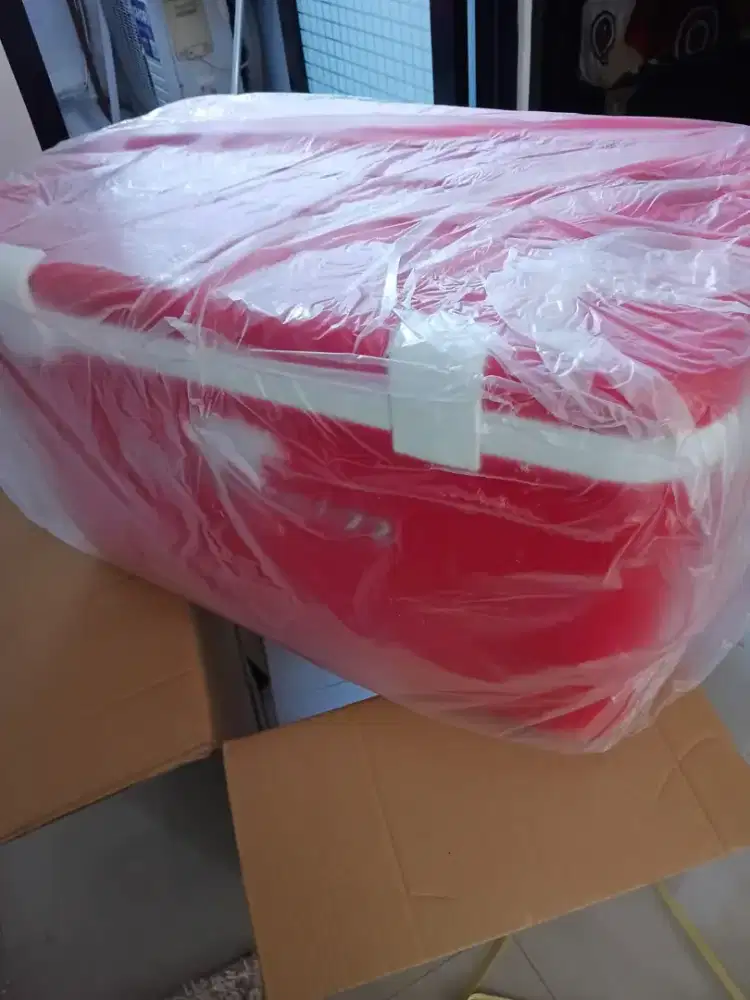 Cooler Box 72 Liter Antartica Merk Lion Star