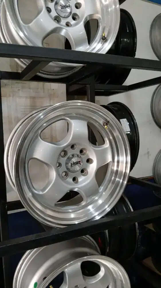 Velg R15 HSR lebar 7/8