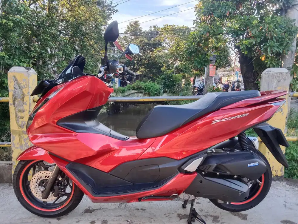 Dp cuma 1 jt, Honda PCX 160 th 2024 cash/kredit