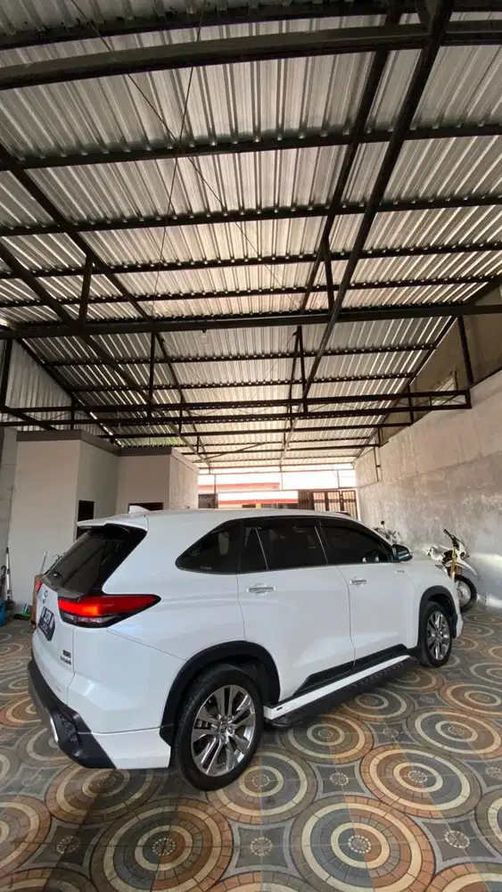 Toyota Kijang Innova 2023 Hybrid