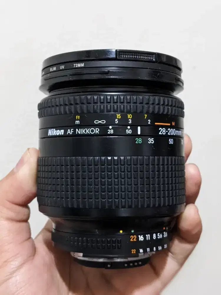 Jual lensa nikon 28 - 200mm f 3.5 - 5.6 D