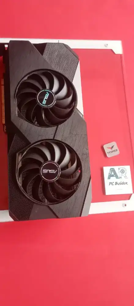 Asus dual oc Rx 6700 xt 12 gb