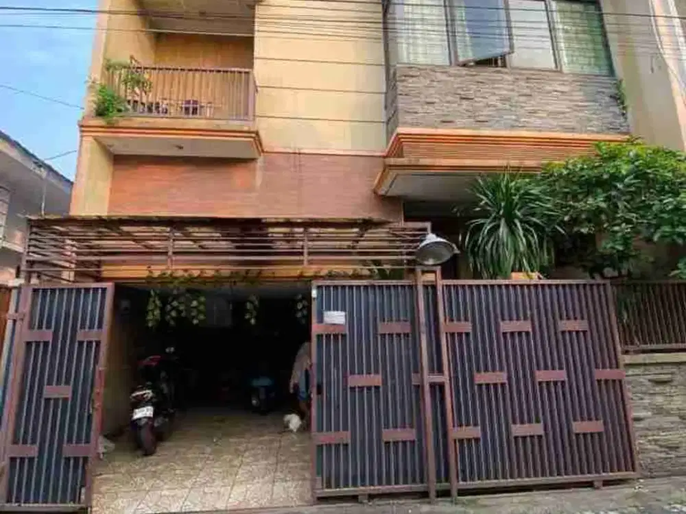 Di jual rumah minimalis permanen 2 lantai full