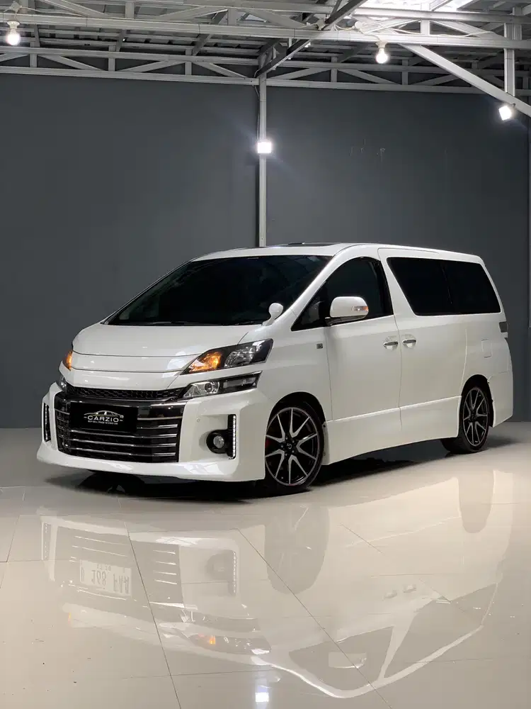 Vellfire 2.4 GS CBU 2013 Low KM!!