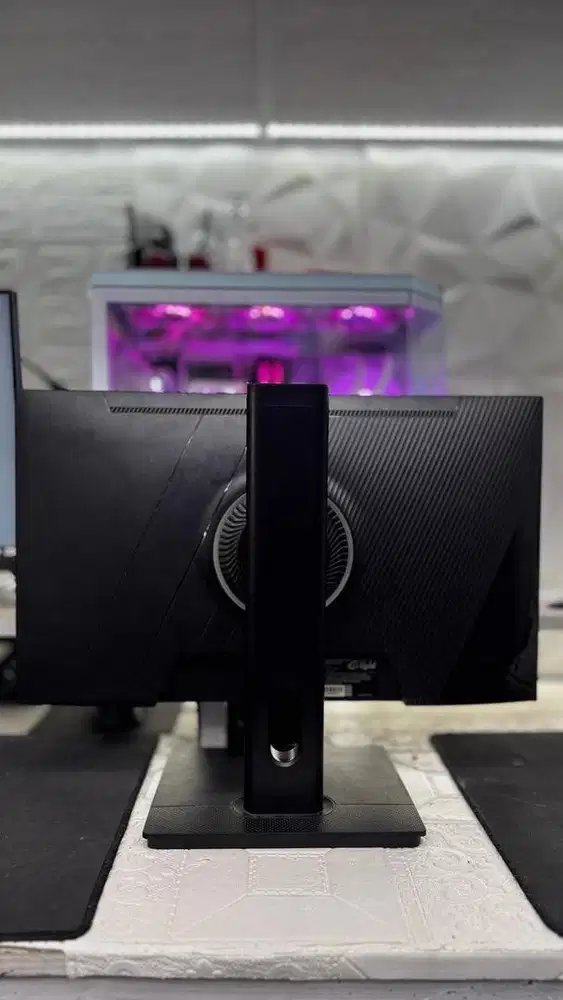 Monitor 24 inch Ergonomics 180Hz 0,5Ms RGB Backlight IPS Enlight