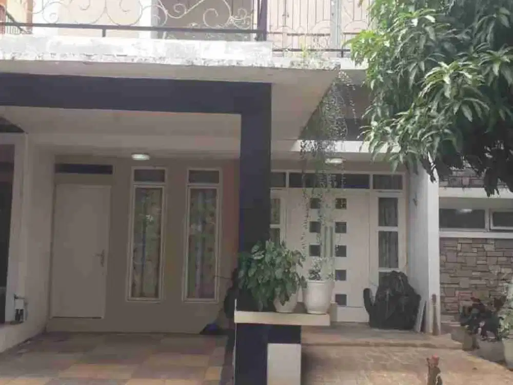 Rumah 2 Lantai Dijual BU Cepat Siap Huni