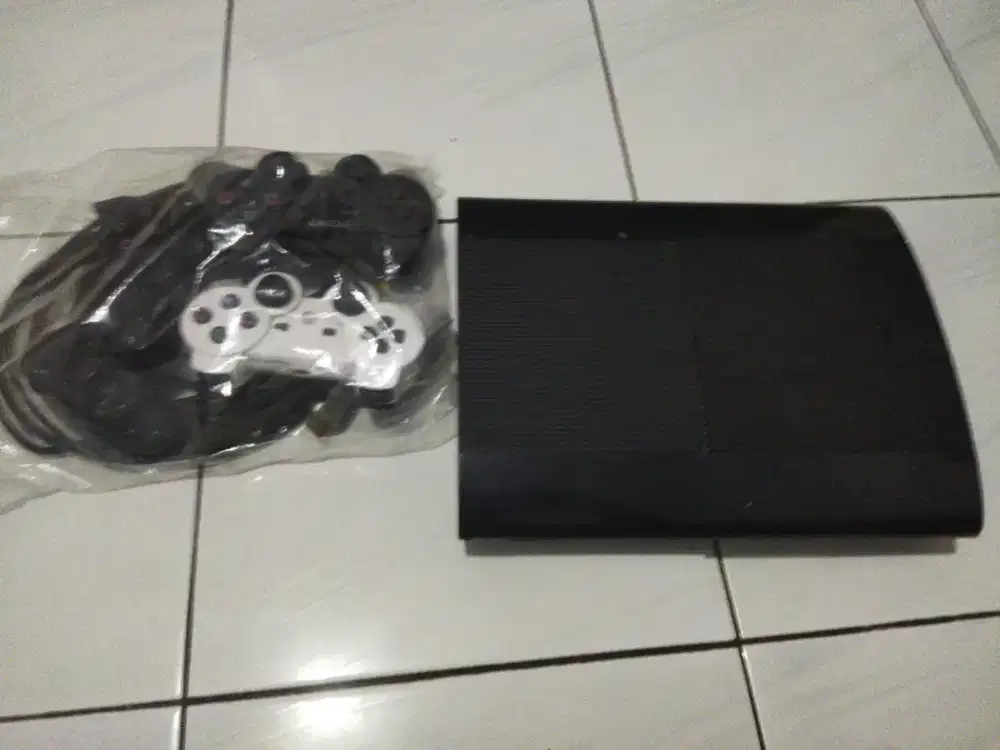 di jual ps 3. games dan stik lengkap minat hub wa :