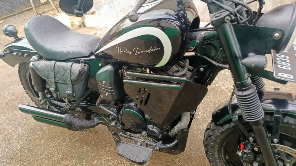 Byson 150cc Custom Bobber Beneli