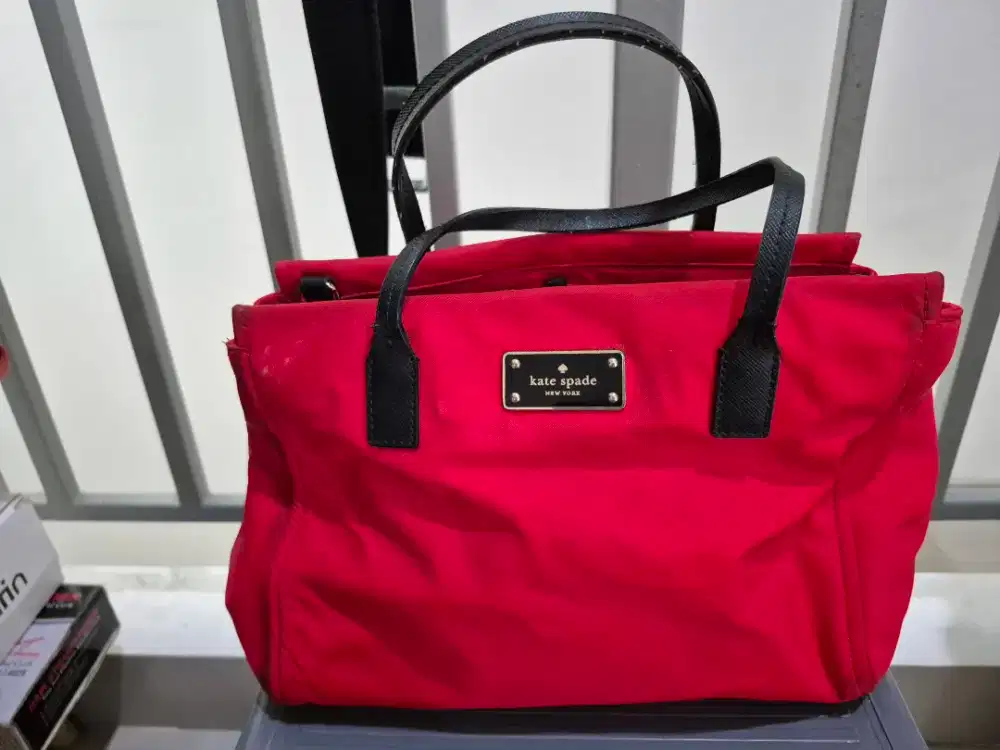 Tas Kate Spade Merah
