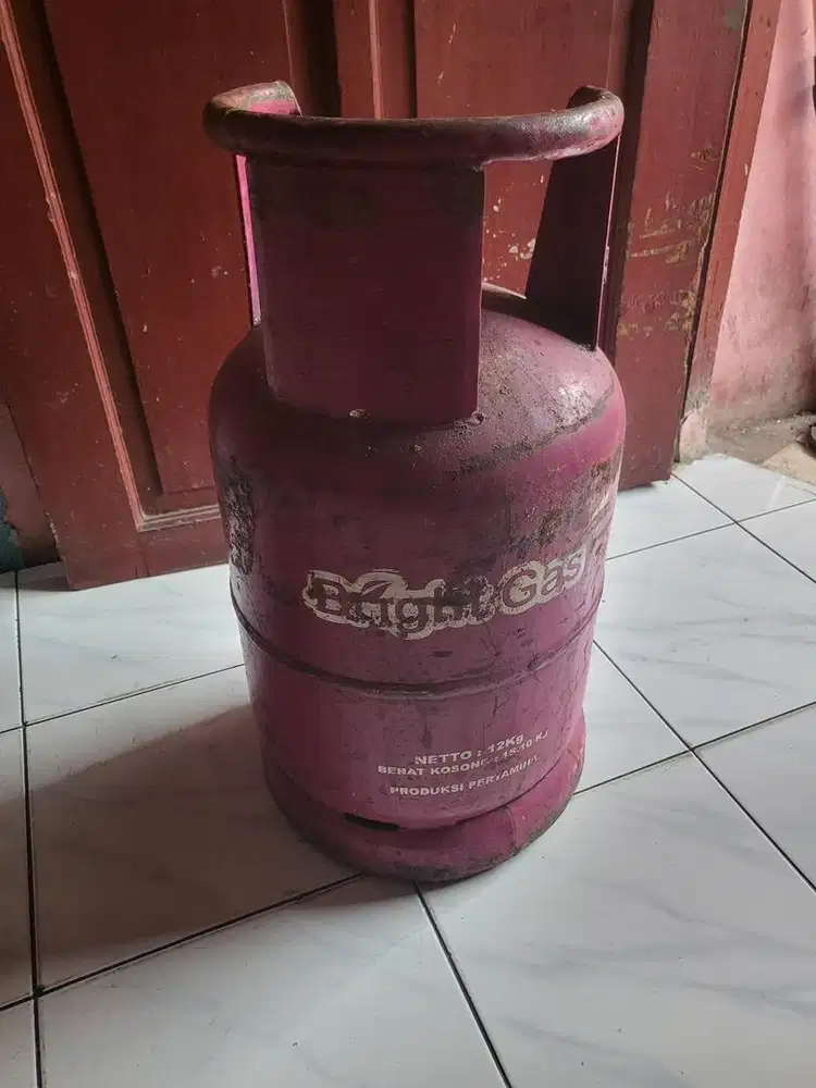 Tabung gas 12kg kosong bekas pakai sendiri