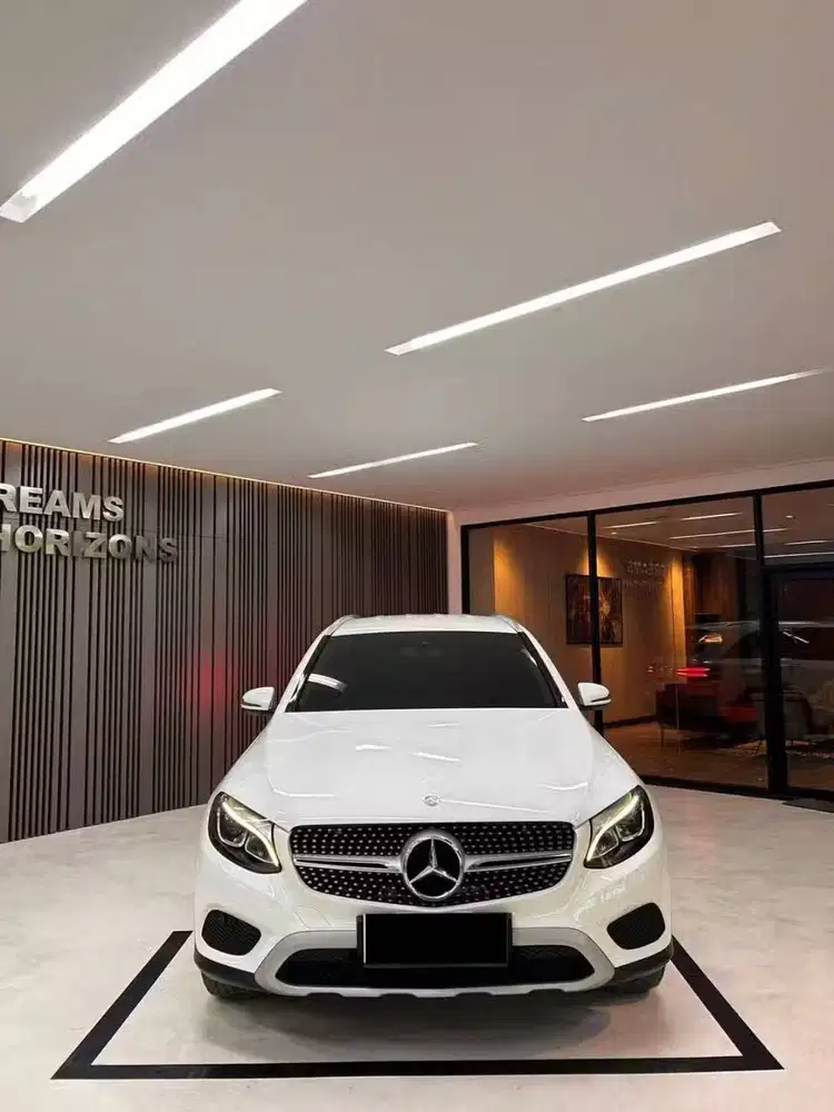 Mercedes Benz GLC250 2017 NIK 2016 White on Black Putih Mercy GLC 250