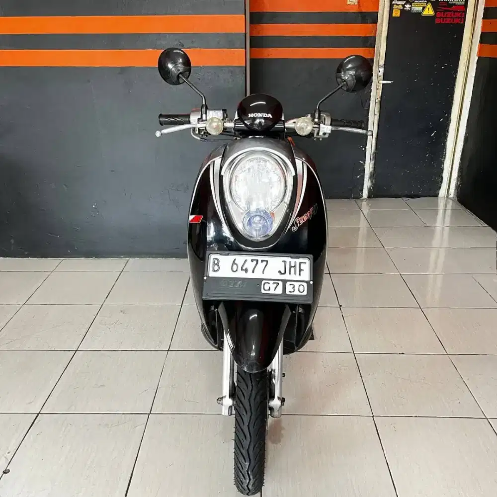 Honda Scoopy taun 2011