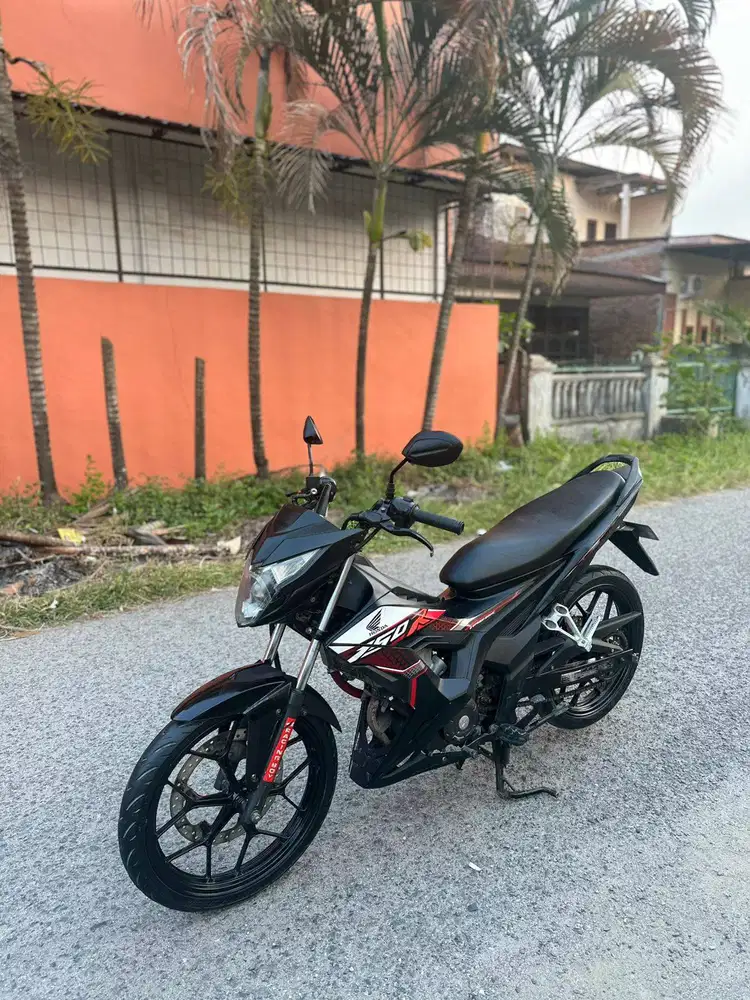 Honda Sonic 150 R Tahun 2022