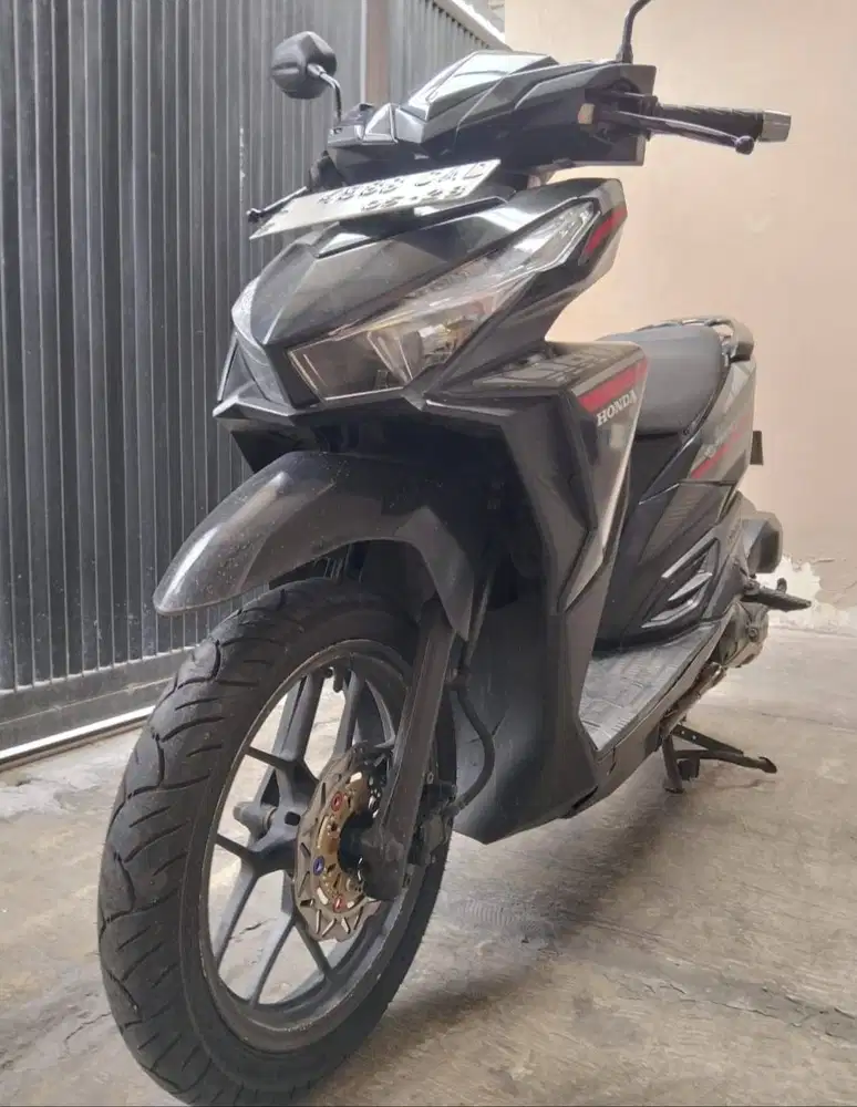 HONDA VARIO 125 BLACK