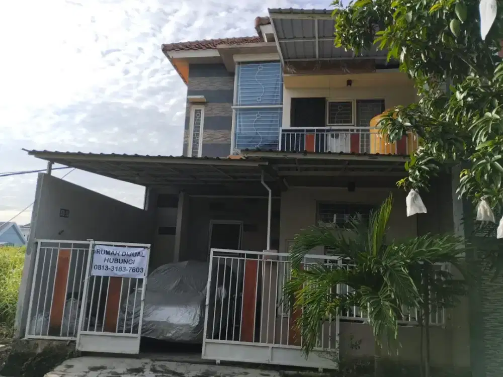 Rumah 2 Lantai Siap Huni Akses 2 Mobil Gunung Anyar