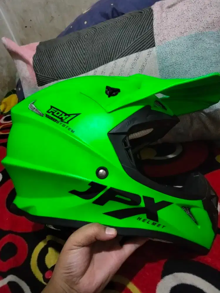 Di jual helm jpx fox 1