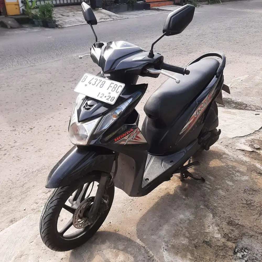 Honda Beat Fi 2015 ESP,ss lengkap mesin bagus pajak hidup Bekasi Kab