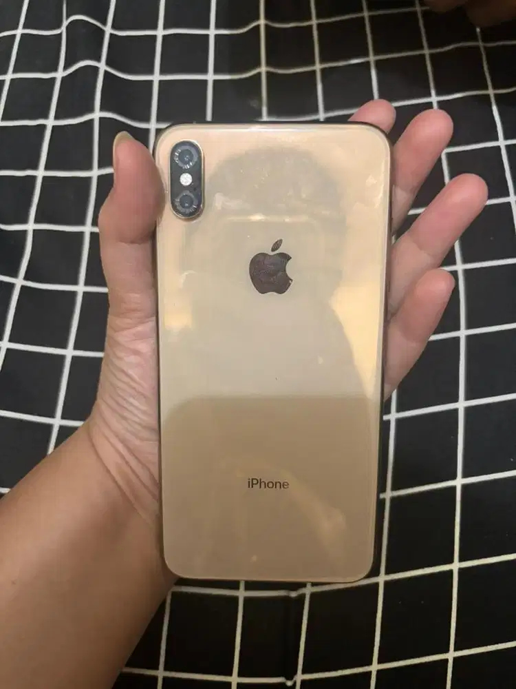 Iphone xs max 64 gb inter semua sinyal aman