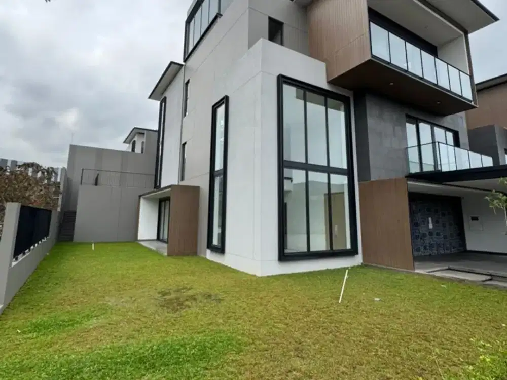 Dijual Cepat Rumah Mewah 4 Lantai Plus Rooftop Layton Navapark BSD