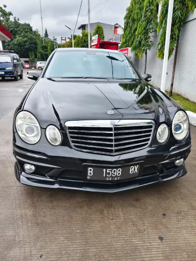 Jual Mercedes Benz E 260 Special Full Spek