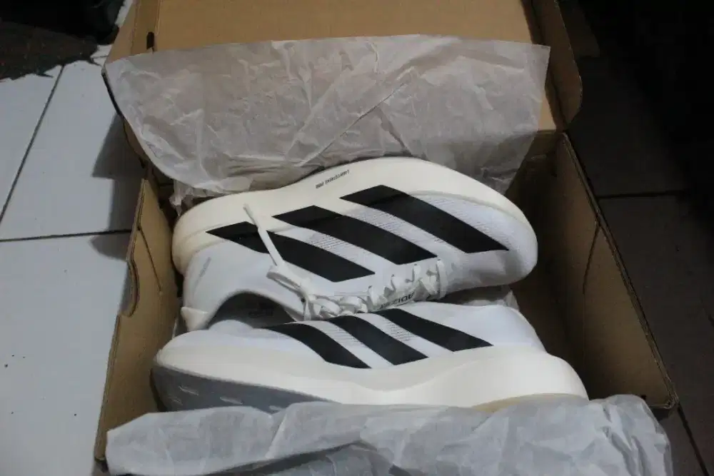 Sepatu Lari Adidas Adizero Evo SL Size 42 White (NEW BNIB)