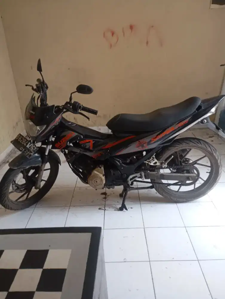 Satria Fu 2010 bekas- baik