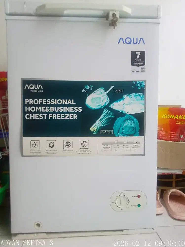 Dijual freezer merk Aqua blm pernah dipakai dari baru