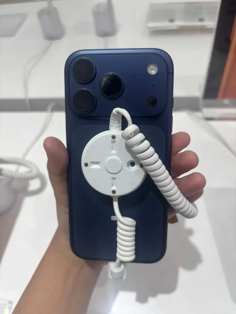 KREDIT IPHONE 17 PRO