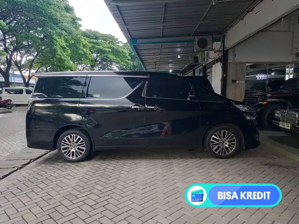 Toyota Vellfire 2017 Bensin