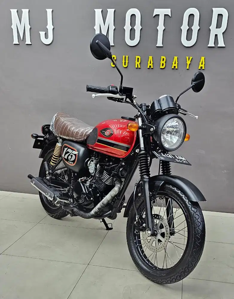 STOK TERBATAS..//KAWASAKI W175CAFE EDITION
