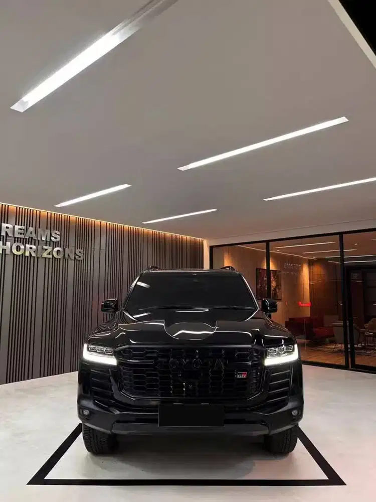 Toyota Land Cruiser 300 GR 2023 Black on Red Hitam LC LC300 GRS 300GR