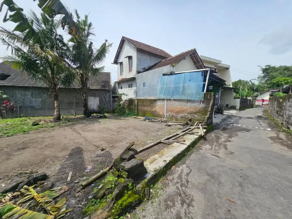 TANAH STRATEGIS MURAH COCOK BUAT HUNIAN ATAU DIKAVLING DEKAT PASAR GENTAN SLEMAN NGAGLIK YOGYAKARTA