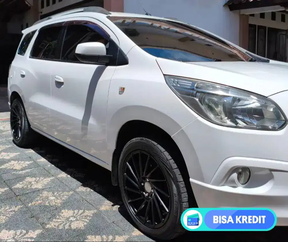 Jual Chevrolet Spin 1.5 LTZ 2013 AT
