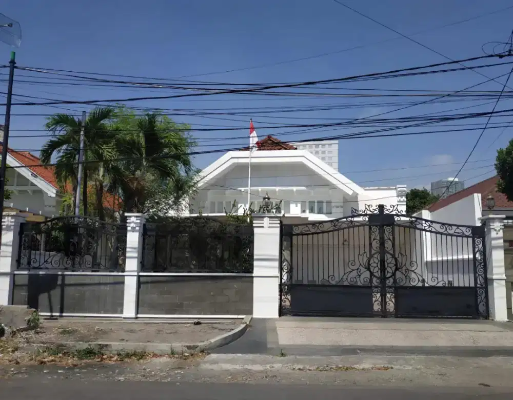 Disewakan Cocok untukCafe JlRaya Gubeng Surabaya Strategis Tengah Kota