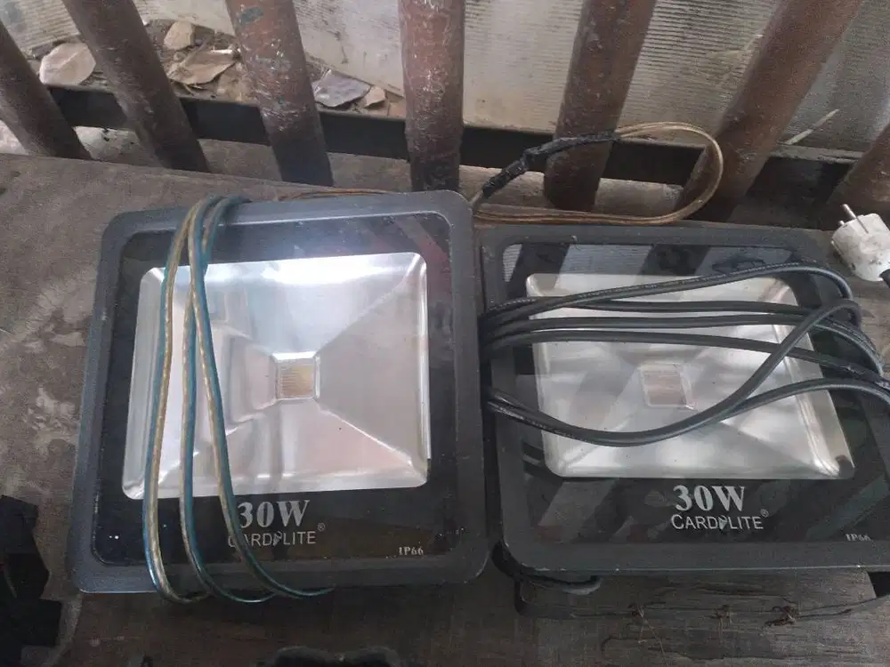 Jual dua lampu cardilete