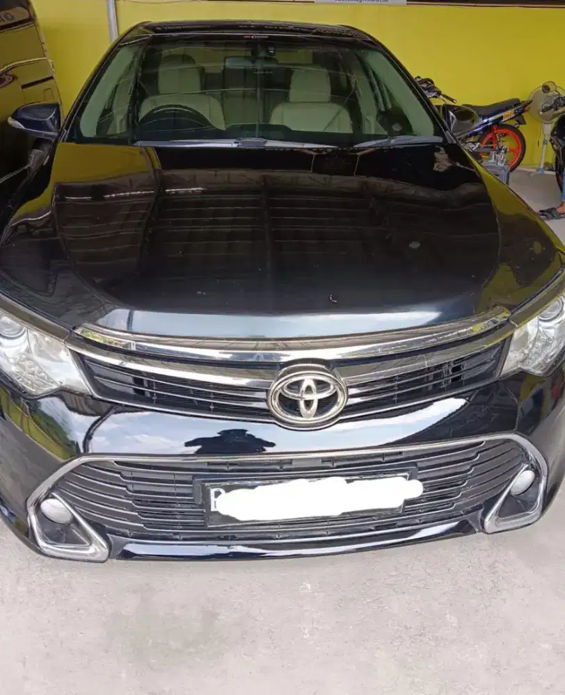Dijual Camry 2.5 V AT 2017
